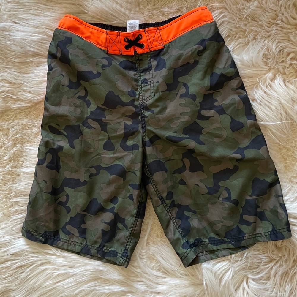 PRE OWNED CHEROKEE BOYS SWIM SHORTS SZ XL
